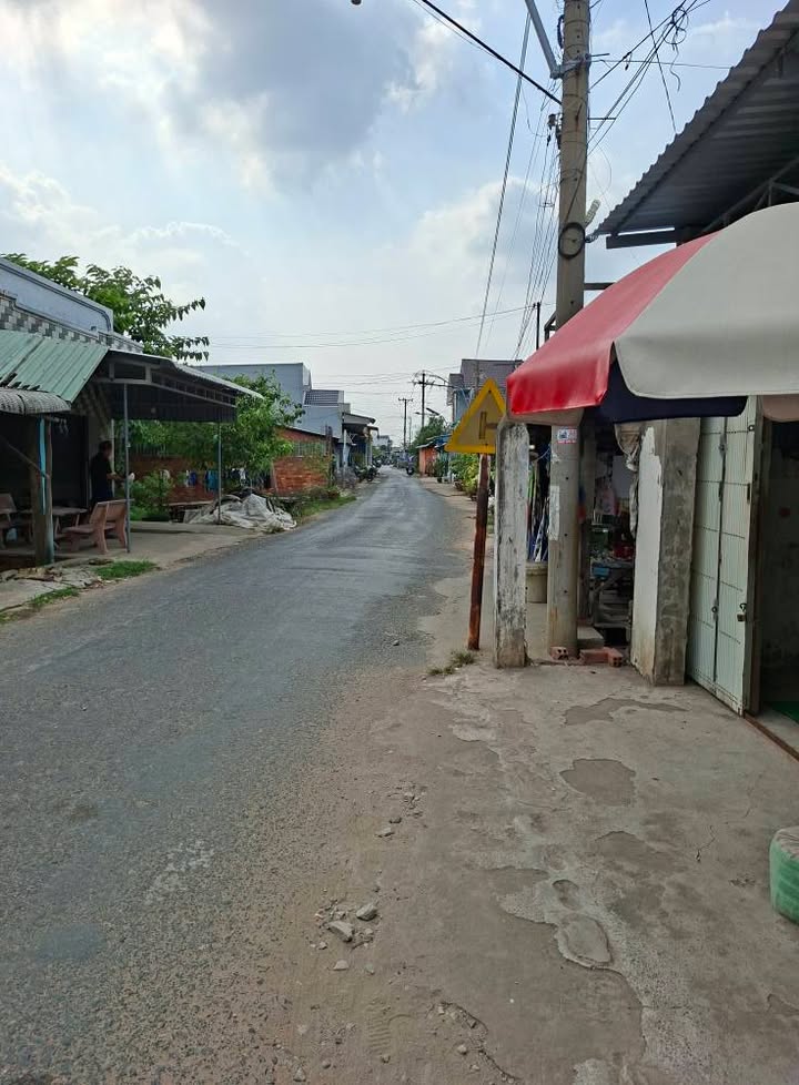 Đất nền mặt tiền Chợ Mới, An Giang - 185m² thổ cư, giá 1.05 tỷ