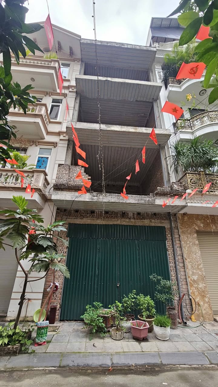 Nhà Mặt Tiền Thanh Am, Long Biên 56m² - Kinh Doanh Đắc Lợi, Giá 13 Tỷ