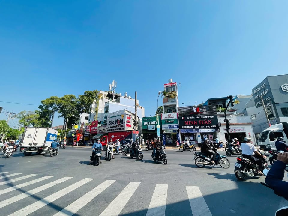 Nhà Mặt Tiền Kinh Doanh Võ Văn Ngân, Thủ Đức - 30 Tỷ, Thu Nhập 80tr/tháng