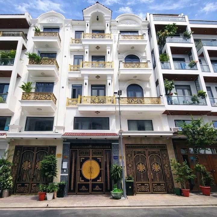 Nhà Phố 5 Tầng KDC Cao Cấp Nguyễn Ảnh Thủ, Q12 - 68m² - 5.85 Tỷ