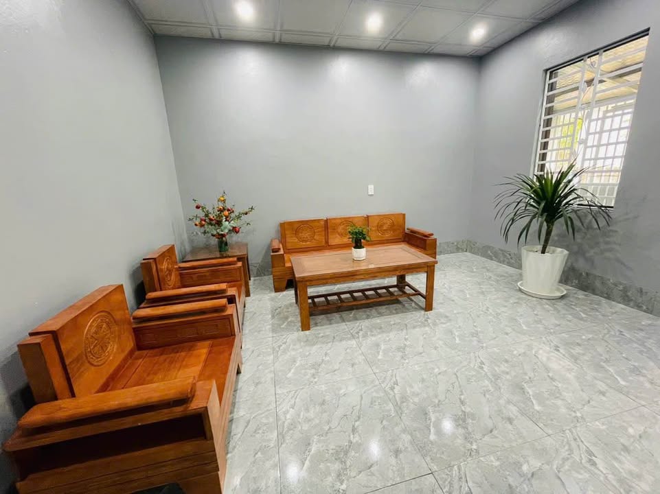 Nhà 87.6m² Cam Đường - Sổ hồng chính chủ, giá 1 tỷ, sẵn sàng đón chủ mới!