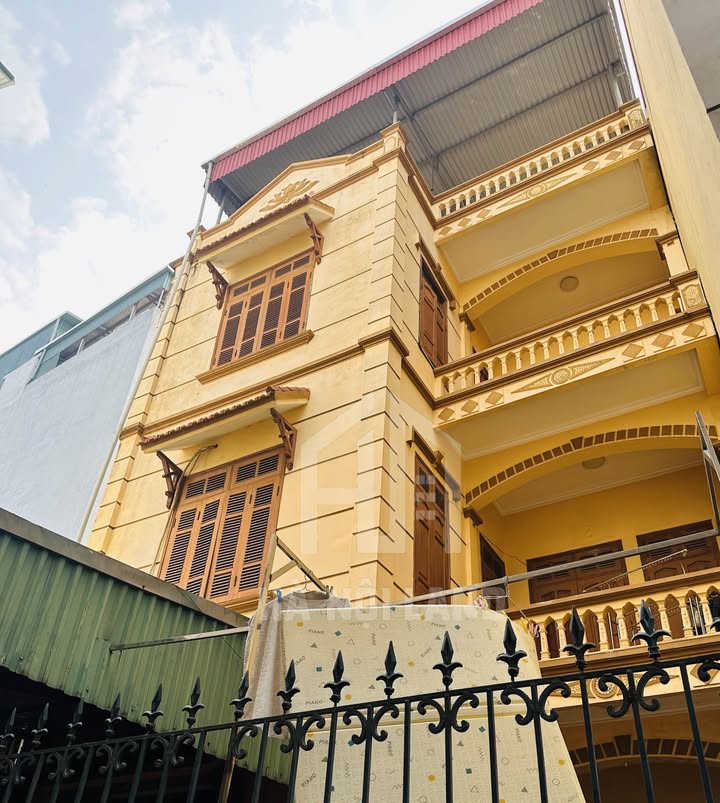 Nhà 98m² Phú Diễn, 4 Tầng - Giảm 500 Triệu - Giá Tốt