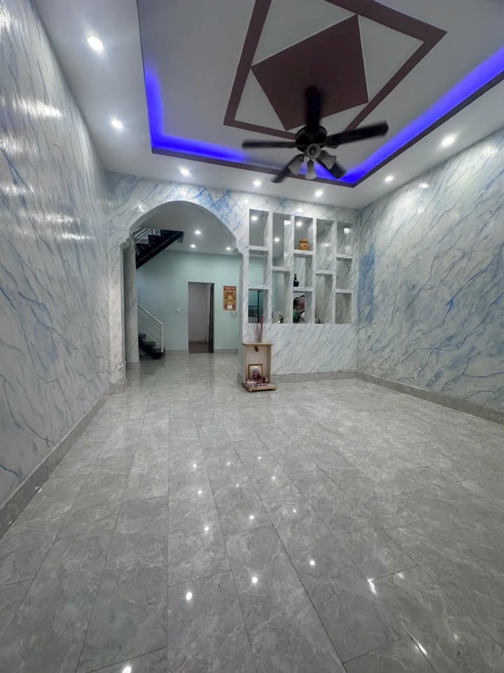 Nhà 120m² Bùi Tư Toàn, Bình Tân - Hẻm Xe Tải, Sân Vườn, Sẵn Sàng Ở Ngay!