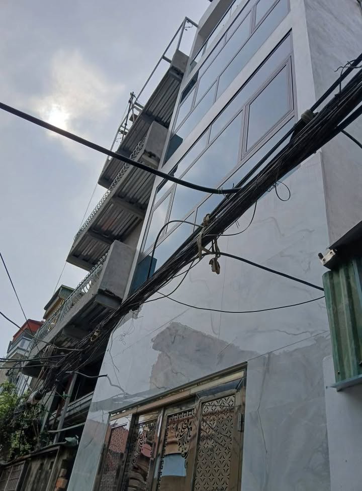 Nhà 12PN Khép Kín, Thang Máy Hà Đông - Giá 12.8 Tỷ