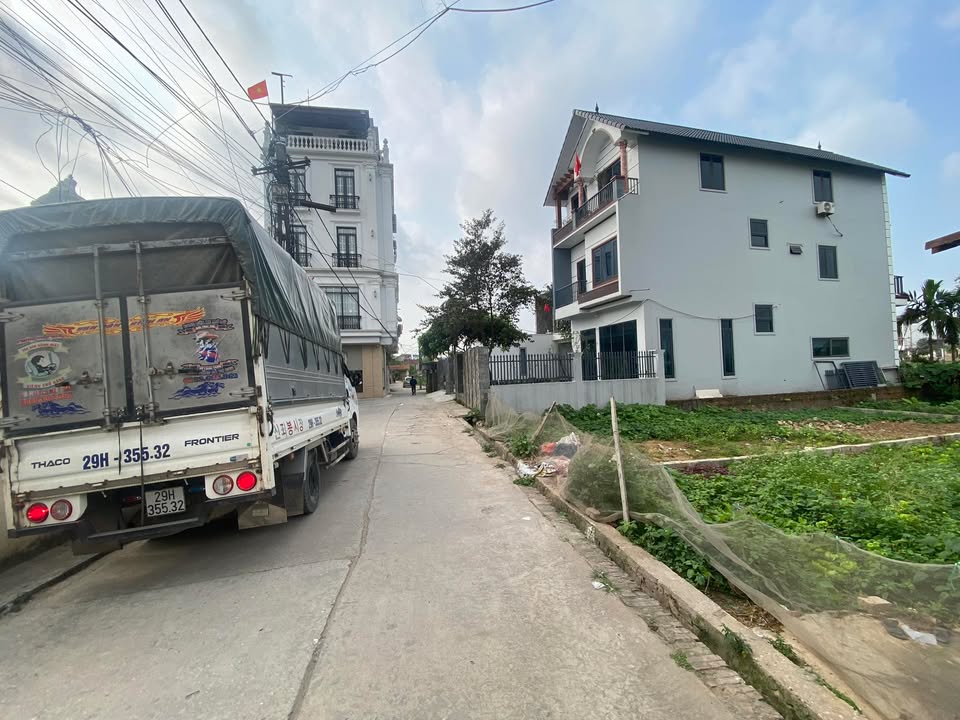 Đất Nền Quảng Bị, Chương Mỹ 98.3m² - Lô Trục Chính Ô Tô Tránh