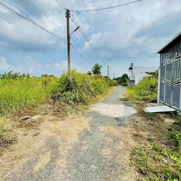 Đất Nền Long Xuyên 80m² Sổ Hồng Riêng - Giá Tốt Đầu Tư