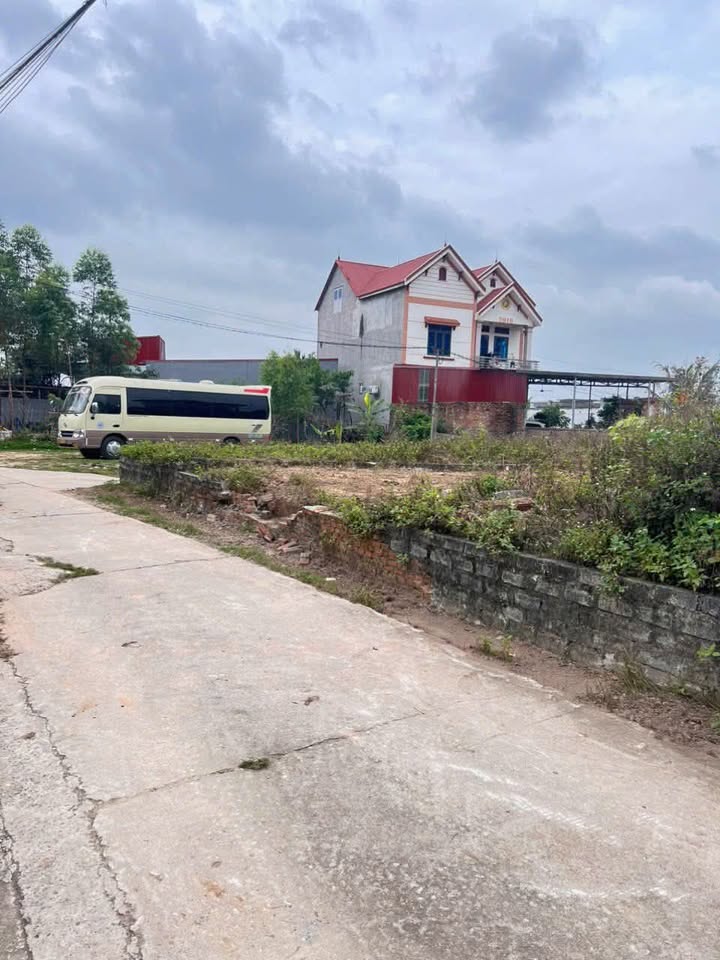 Đất nền Yên Dũng, Bắc Giang 100m² - Sổ đỏ sẵn sàng, gần KCN