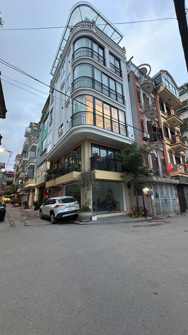 Nhà 60m² 5 tầng Ngõ Ô Tô Tránh Nghĩa Tân, Cầu Giấy - Giá 21 Tỷ