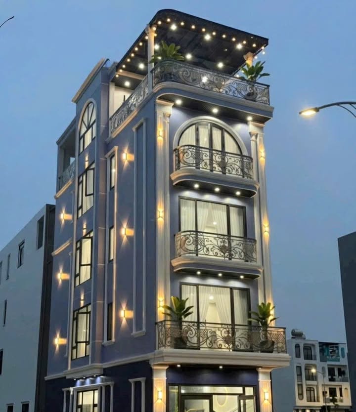 Bán Gấp Nhà Góc 5 Tầng Hoàng Gia - Hạ Long - 65m² - 7 Tỷ