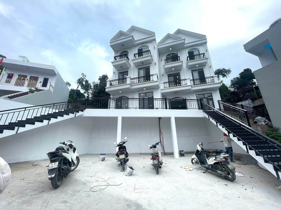 Nhà 3 Tầng Mặt Biển Ramada Trần Hưng Đạo 158m² - Sổ Hồng Sẵn Sàng