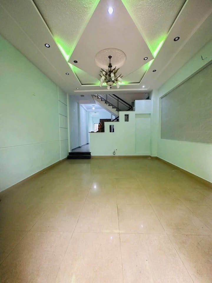 Nhà 3 Tầng Đường Hòa Minh 4, Hạ Long - 80m² Gần Biển, Giá 6.95 Tỷ