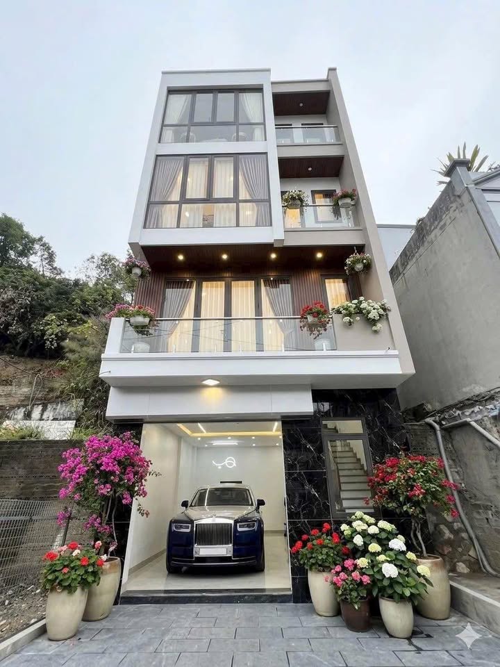 Nhà Phố Cao Thắng 68m² - 4 Tầng Hiện Đại, Ô Tô Tránh Nhau