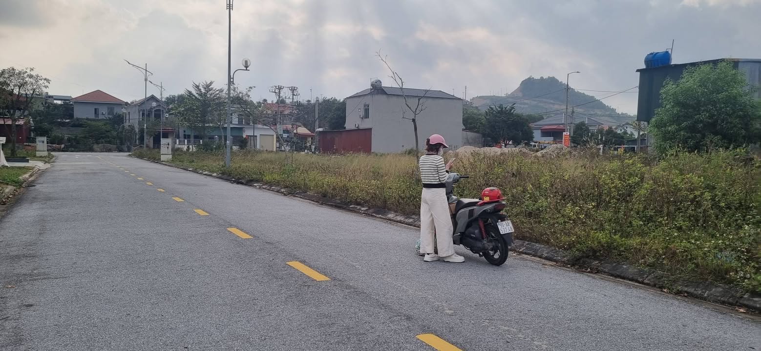 Đất đấu giá Việt Yên 85m² - Liền kề Sân Golf, hạ tầng đẹp