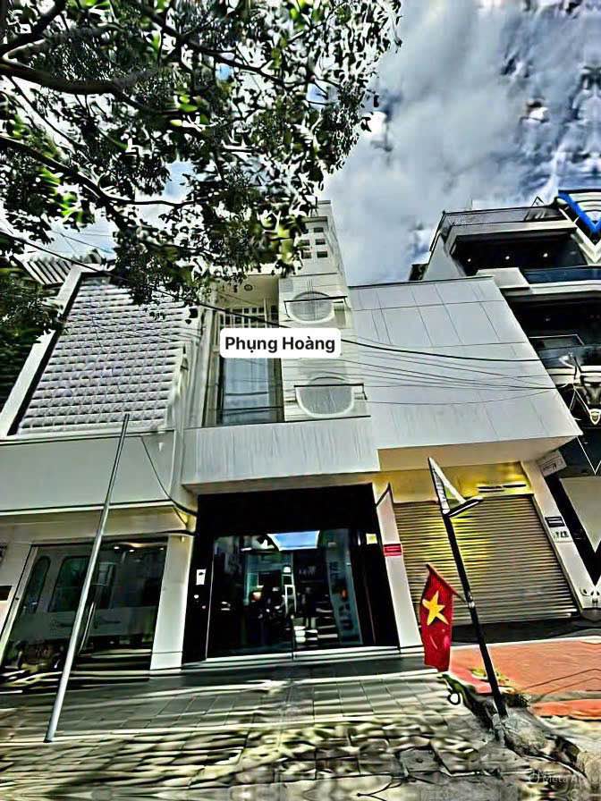 Nhà Nguyên Căn 4 Tầng Mặt Tiền Lê Thánh Tông, BMT - Kinh Doanh Sầm Uất 90m²