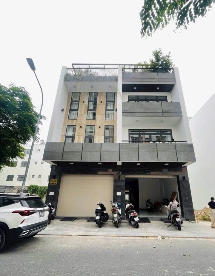 Nhà Mặt Tiền Kinh Doanh KĐT VCN Phước Long 2, Nha Trang - 195m², 30 Tỷ