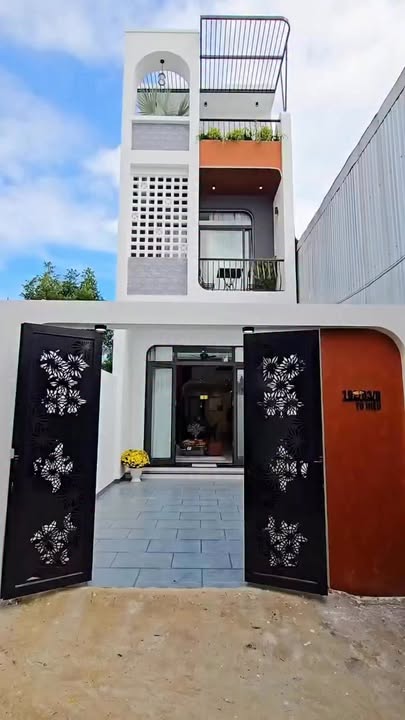 Nhà 3 Tầng Mới KĐT Thanh Khê - 81m² - 5.85 Tỷ