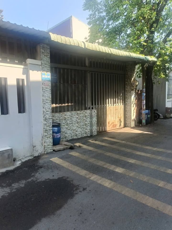 Nhà Cấp 4 Đông Hòa Dĩ An 98.3m² - Sổ Đỏ Thổ Cư - Gần Big C