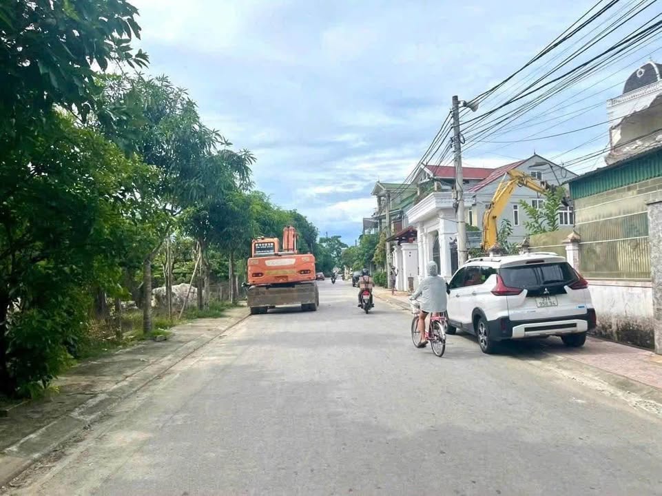 Đất Nền Mặt Tiền Rộng 5m - Phường Quán Bàu, TP Vinh - 88.9m² Giá 4 Tỷ