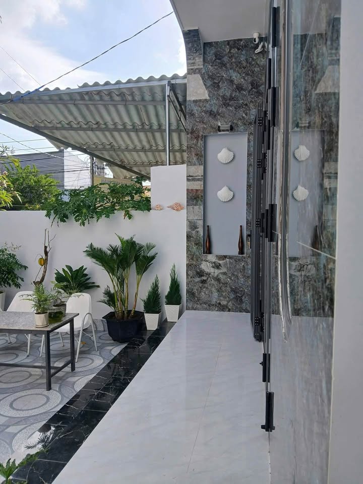 Nhà 150m² full nội thất, KP6 Văn Hải giá 1.9 tỷ - Sẵn sàng vào ở ngay!