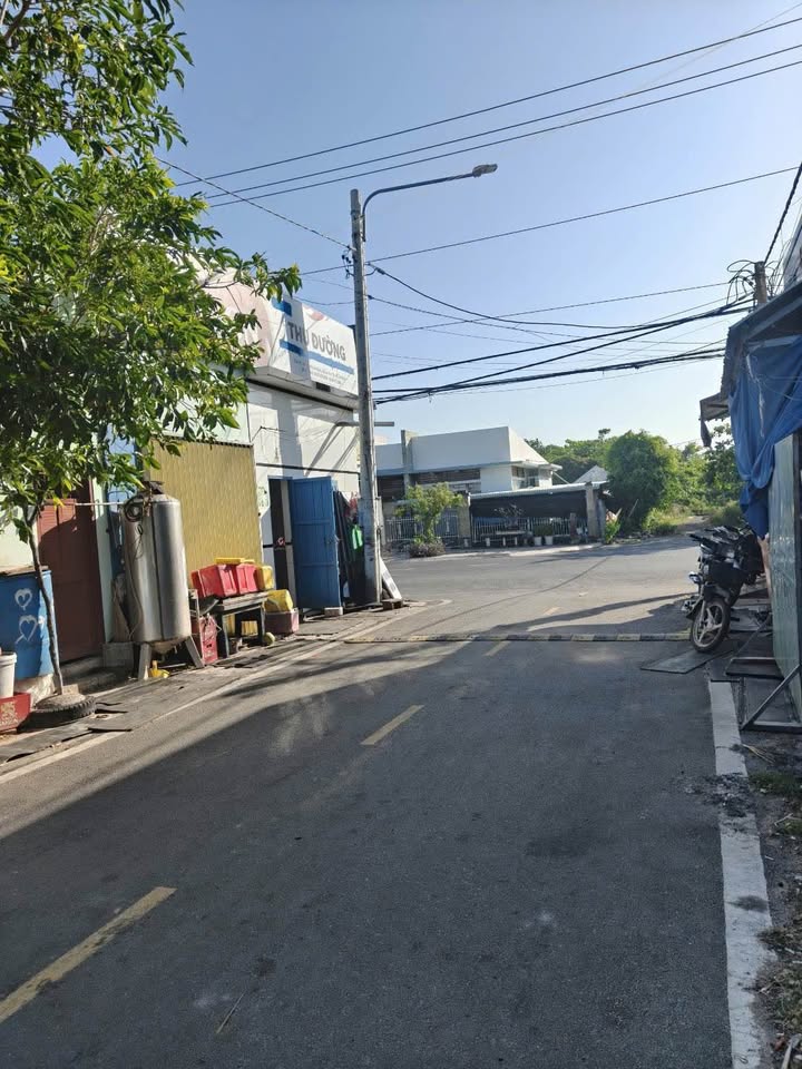 Đất Phước Bình Thủ Đức 301m² - Sẵn 2 Nhà Cấp 4, Giá 4.5 Tỷ