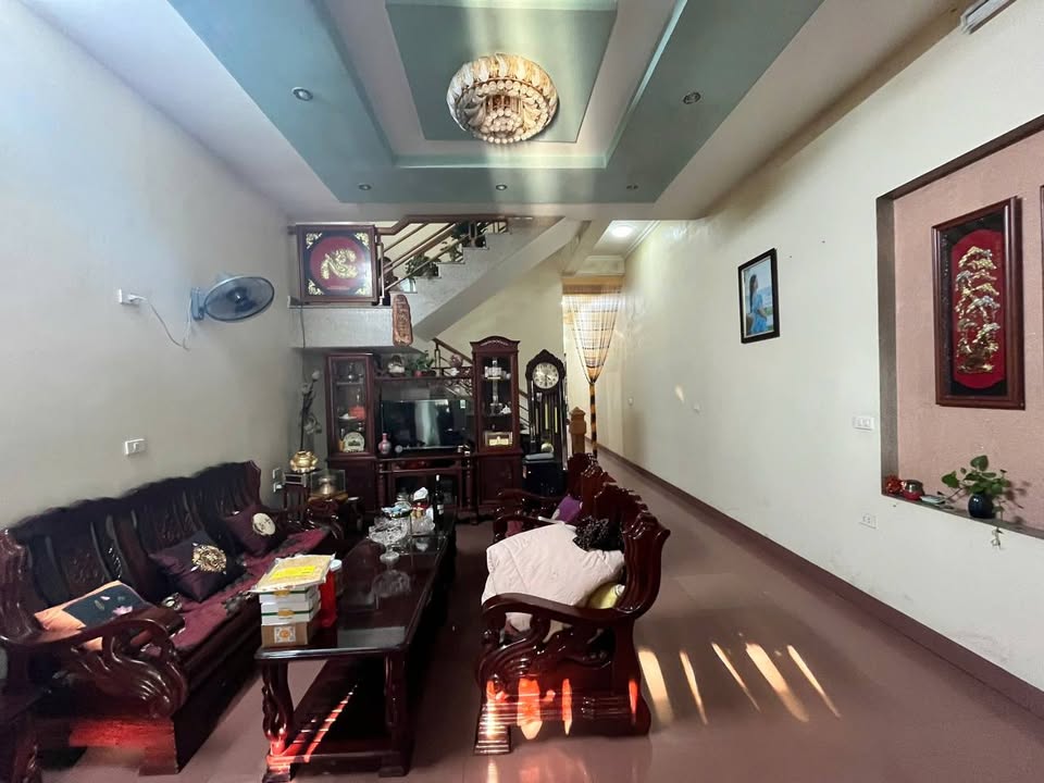 Nhà 3 Tầng 120m² Khu VIP Bình Minh, Quảng Xương - Đường 4 Ô Tô Tránh