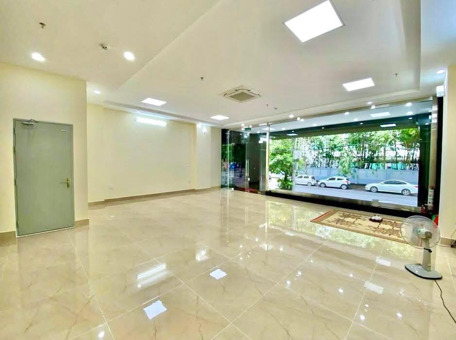 Cho thuê Tòa VP 9 Tầng Mặt Phố Hà Cầu, Hà Đông - 125m², Kinh doanh Đa ngành