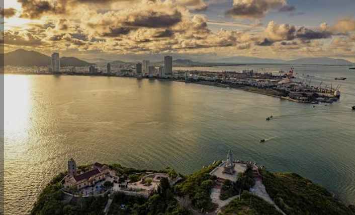 Nhà Mặt Tiền Trần Hưng Đạo, Quy Nhơn - 88m² Kinh Doanh Đắc Lợi