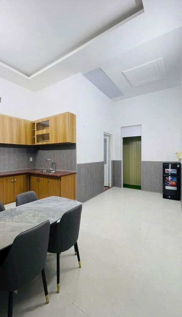 Nhà Hẻm Vạn Kiếp Pleiku 109m² - 3PN, Sổ Hồng Full Thổ Cư