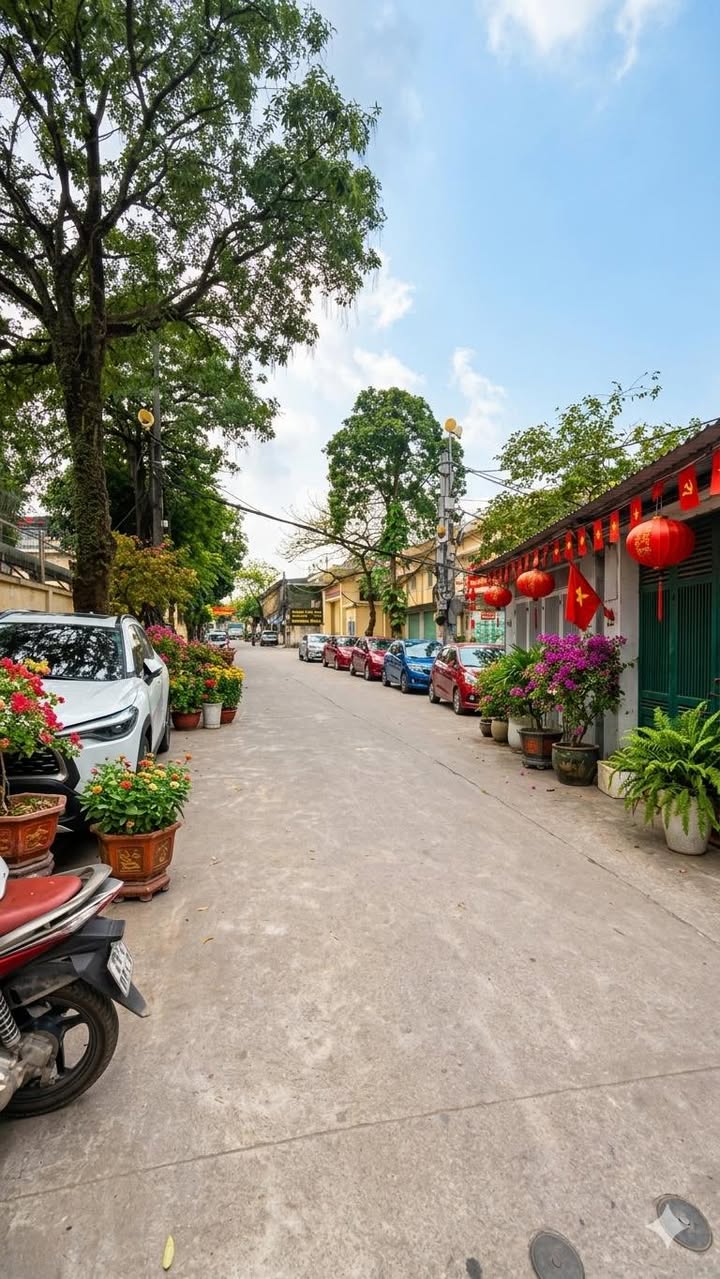 Đất nền Ngọc Thụy 105m² - Lô đẹp, ô tô tránh, sổ đỏ sẵn sàng