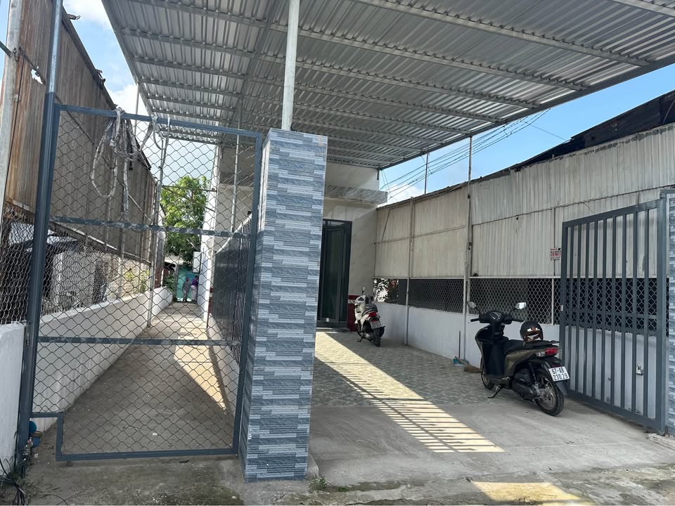 Nhà Mặt Tiền Trần Hưng Đạo, Ô Môn - 292m² Thổ Cư, Kinh Doanh/Cho Thuê Tốt