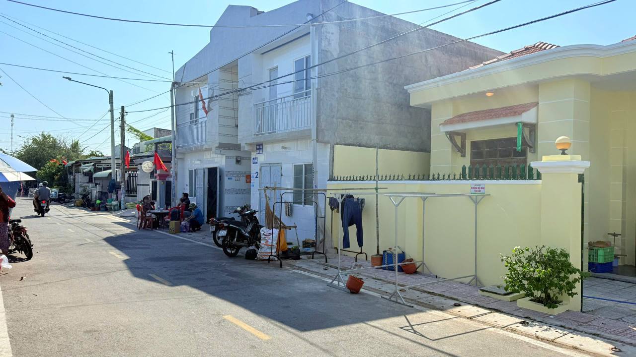 Nhà 200m² Phước Hải - Sổ Hồng Thổ Cư, Cách Biển 1.5km Chỉ 3.2 Tỷ