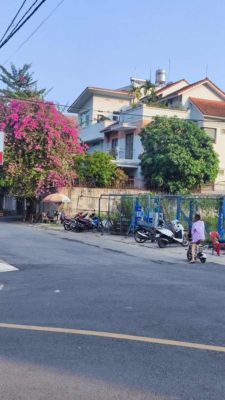 Căn hộ cao cấp Bình An, Quận 2 - 239m² - Sổ hồng sẵn sàng