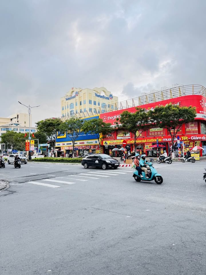 Nhà Mặt Tiền Nguyễn Văn Linh, Núi Thành - 86.8m² Kinh Doanh Đắc Lộc