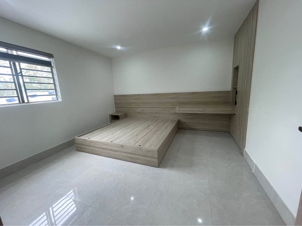 Nhà đẹp 105m² Nguyễn Tất Thành, Hội An - Sẵn Sàng Ở Ngay