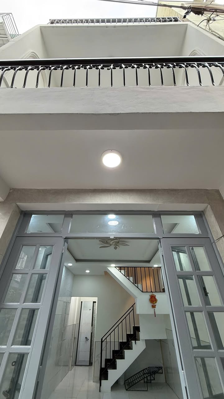 Nhà 3.2x8m Tạ Quang Bửu, Q8 - Sổ hồng riêng, 3.68 Tỷ