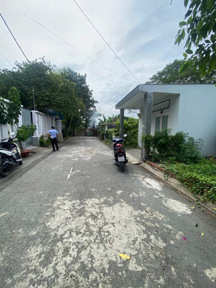 Đất Hóc Môn 70m² Mặt Tiền Đường Nhựa - Sổ Hồng Riêng, Tặng GPXD