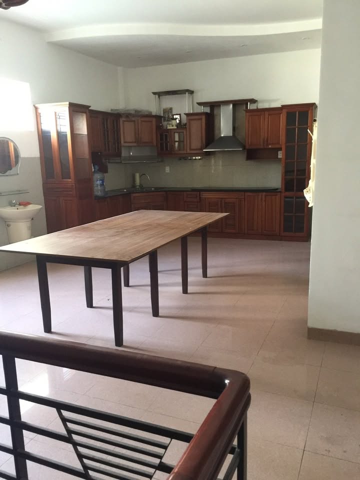 Nhà Phố Mặt Tiền Nguyễn Chí Thanh, Hải Châu - Kinh Doanh Đắc Lộc 25 Triệu/Tháng