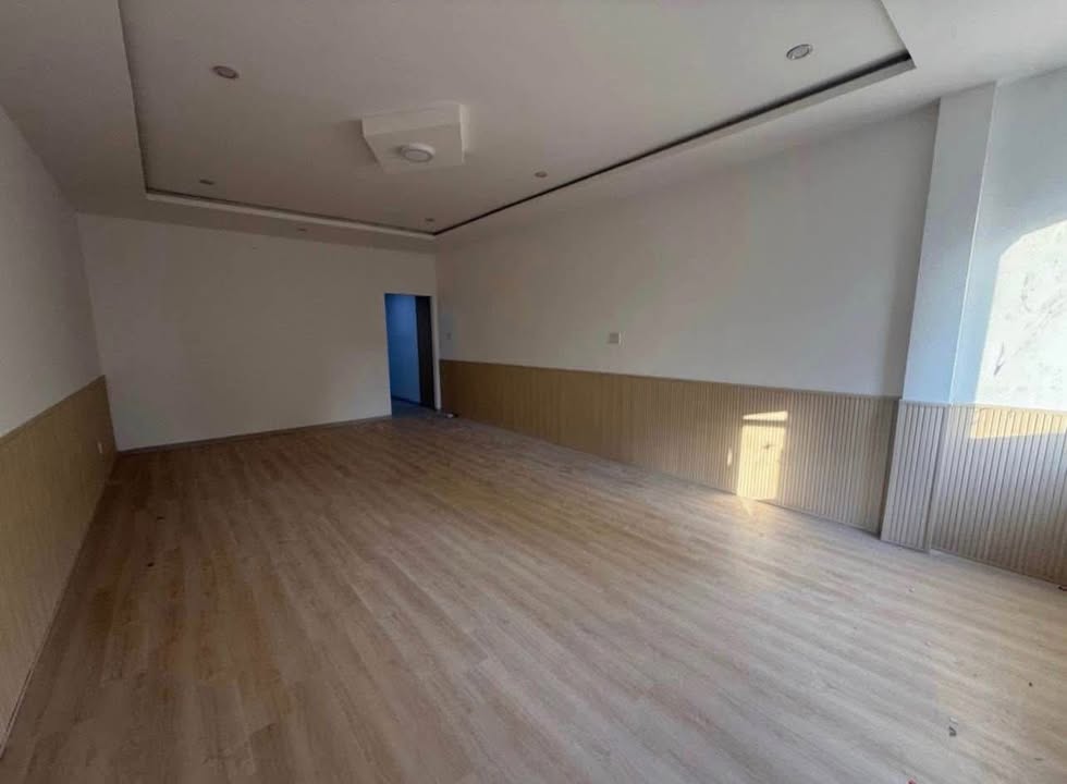 Cho thuê tòa nhà 6 tầng MT Phạm Văn Đồng, Đà Nẵng - 750m² kinh doanh