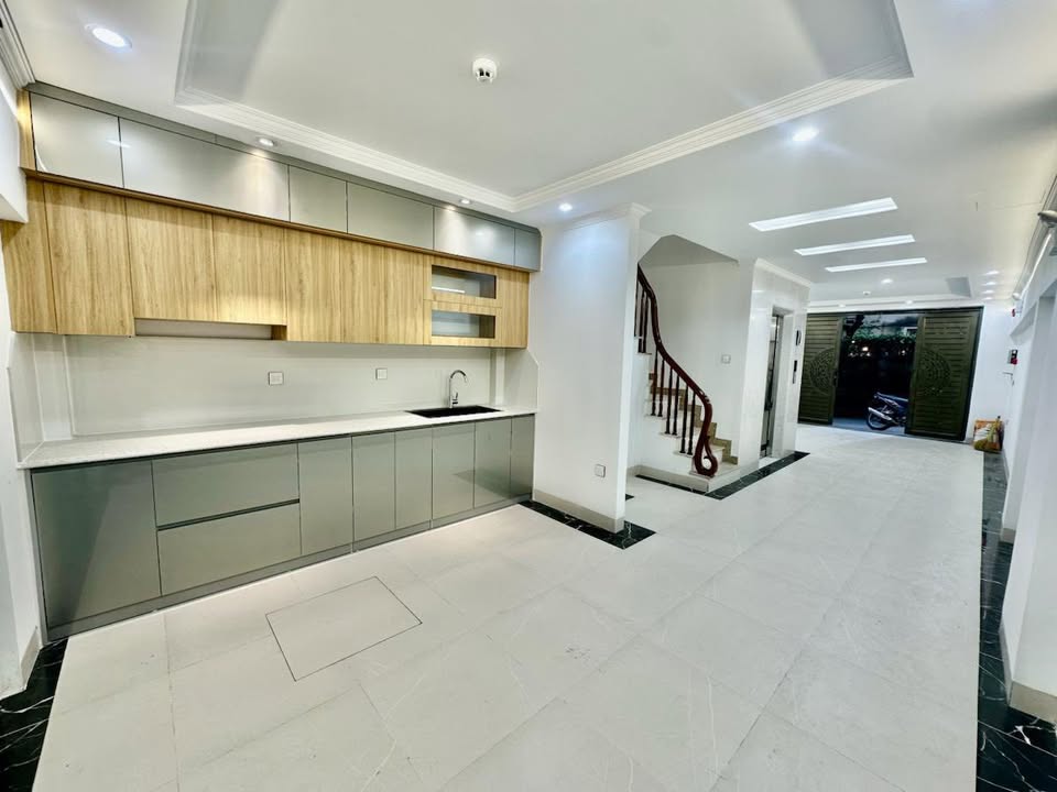 Nhà Khương Đình 56m² 6 Tầng - Ngõ Thông View Biệt Thự Giá 13 Tỷ