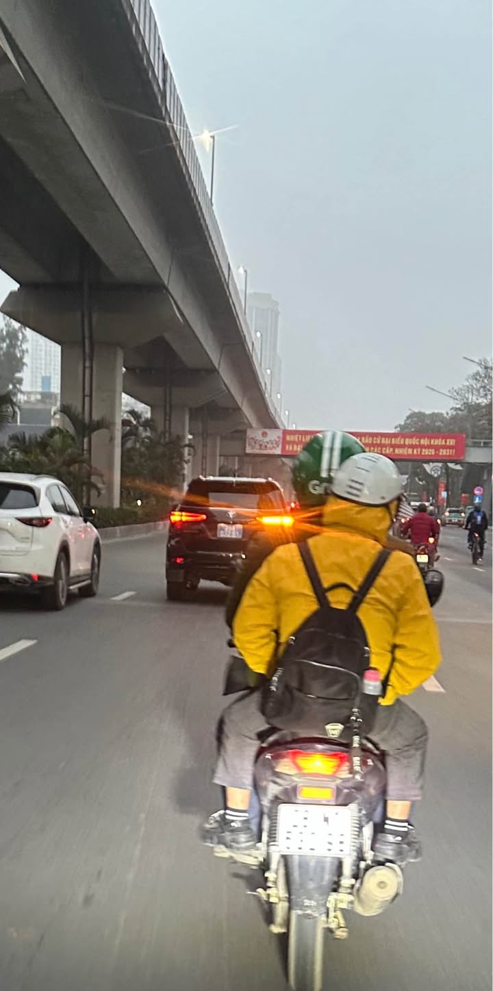 Nhà Phố Mặt Tiền Hồ Tùng Mậu, Nam Từ Liêm - Kinh Doanh Đỉnh Cao, 7 Tầng Thang Máy