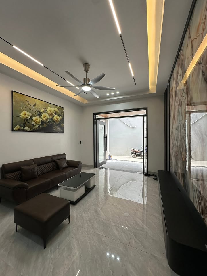 Nhà 3 Tầng Đông Vệ 73m² - 4PN, Kinh Doanh Tốt - Giá 3 Tỷ