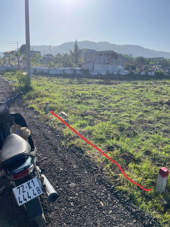 Đất nền 120m² An Ngãi, Bà Rịa - Vũng Tàu, Giá 1.1 Tỷ - Sẵn Sổ Hồng