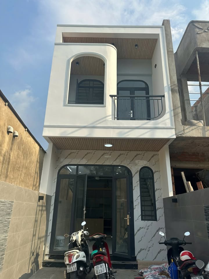 Nhà 3 Lầu Mặt Tiền Huỳnh Văn Nghệ Nối Dài, Biên Hòa - Kinh doanh/Văn phòng 7 Triệu/Tháng