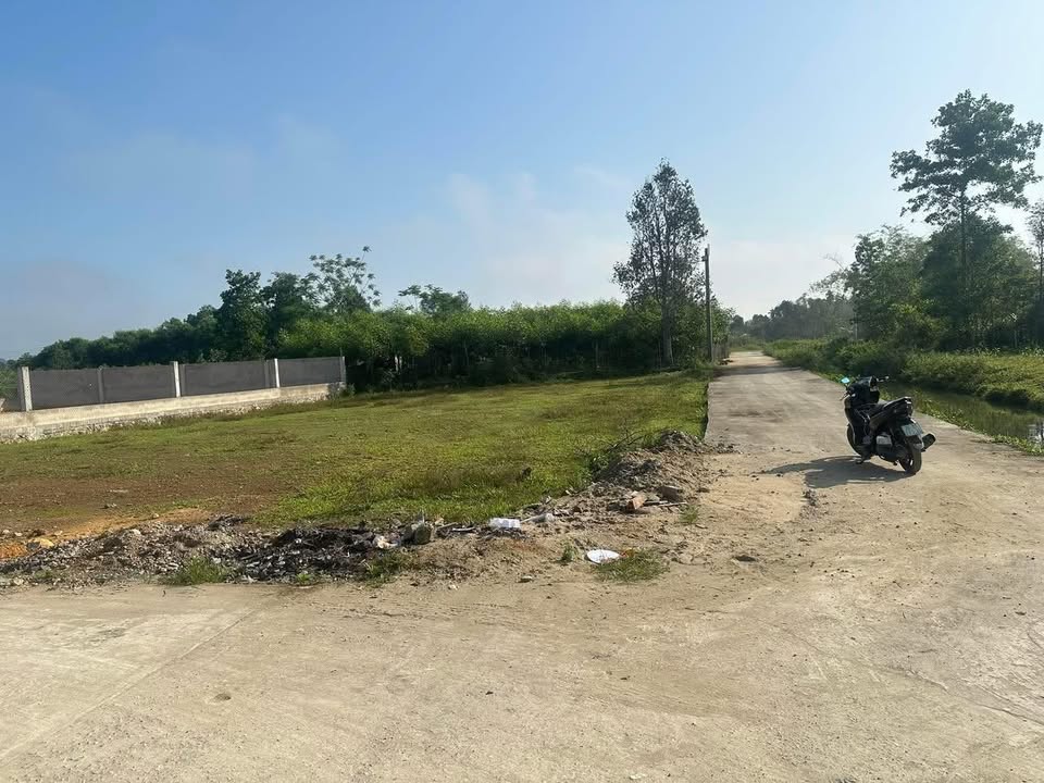 Đất Lô Góc 2 Mặt Tiền 208m² Hương Khê - Sổ Hồng TC 100% - Giá Đầu Tư 6.x Tỷ