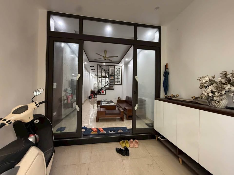 Nhà 4 Tầng 60m² Đường Ô Tô Đội Văn, Hồng Bàng - Sổ Đỏ Chính Chủ Giá 4.x Tỷ