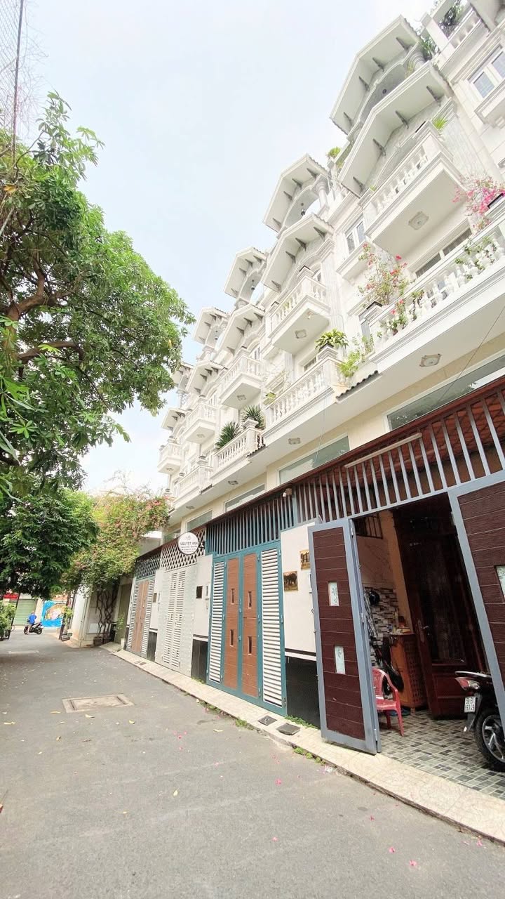Nhà Phố Gò Vấp - Khu Hoa Sữa, 60m², 5 Tầng, Giá 9.35 Tỷ TL