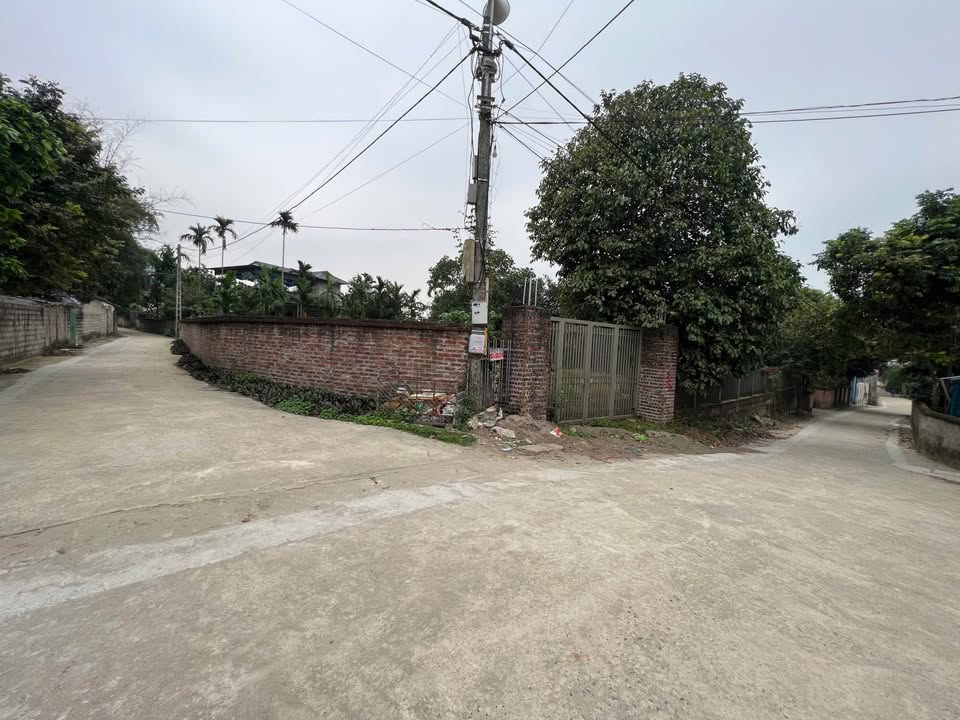 Đất Lô Góc Lương Sơn 767m² - Gần Hồ Yên Bình, Sổ Sẵn