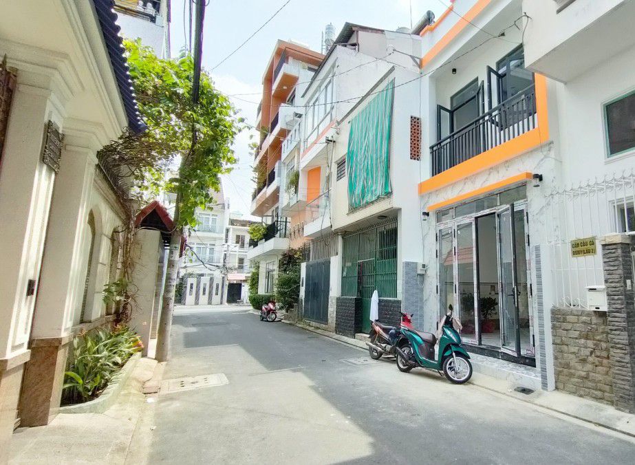 Nhà Phố 40m² Mặt Tiền Trường Sơn, Tân Bình - Giá 9 Tỷ, Sổ Hồng Sẵn