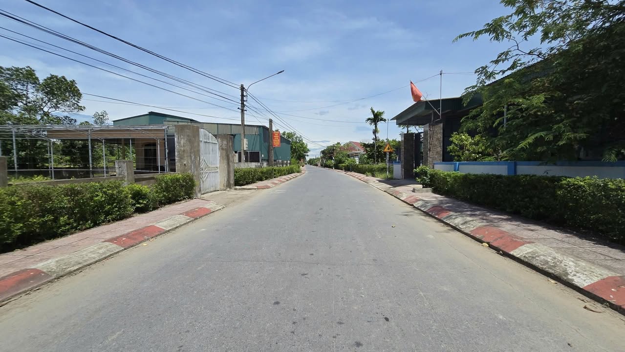 Bán đất mặt đường Liên xã Thạch Lạc, Hà Tĩnh - 119m², Sổ đỏ sẵn sàng