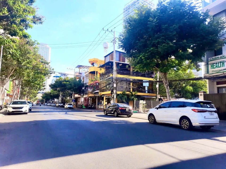 Nhà Mặt Tiền Lô Góc Pasteur Nha Trang - 266.8m² Kinh Doanh Đỉnh Cao